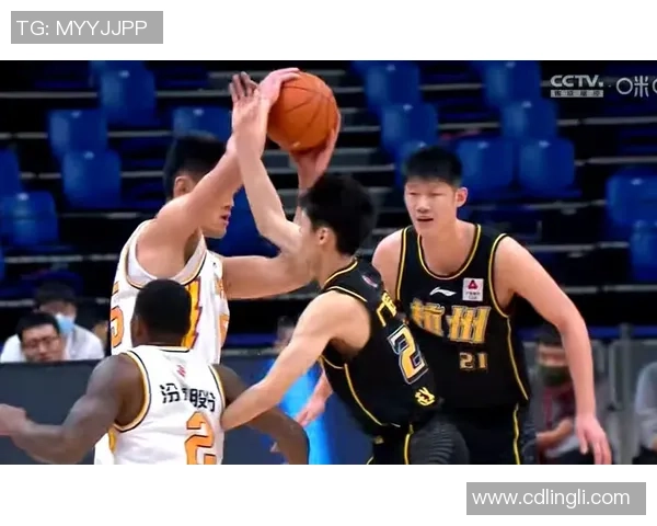 成都篮球队阵地战分析：优劣势与未来发展方向探讨