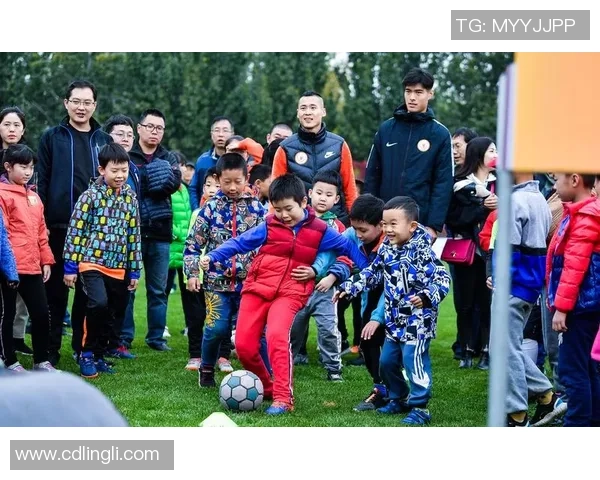 足球明星与飞镖运动的完美结合精彩图片欣赏